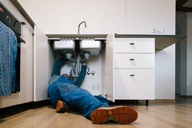 Professional Leak Detection technician working in Rock Creek, AL